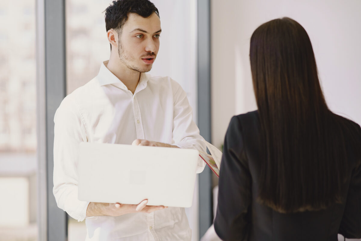 Office discussion between professionals